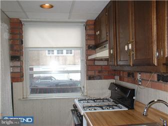 252 Ashby Road Upper Darby, PA 19082 - Photo 10 of 11