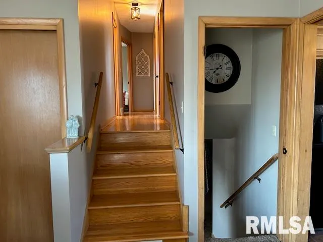 $190,000 | 1119 3rd Avenue, Fulton, IL 61252