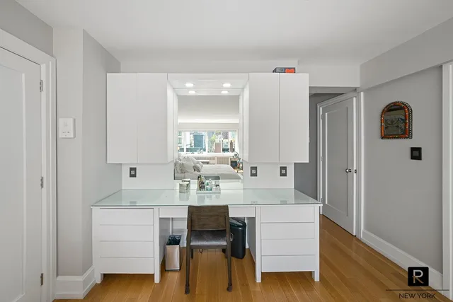 $2,950,000 | 240 East 55th Street, Unit 7BG | Midtown East