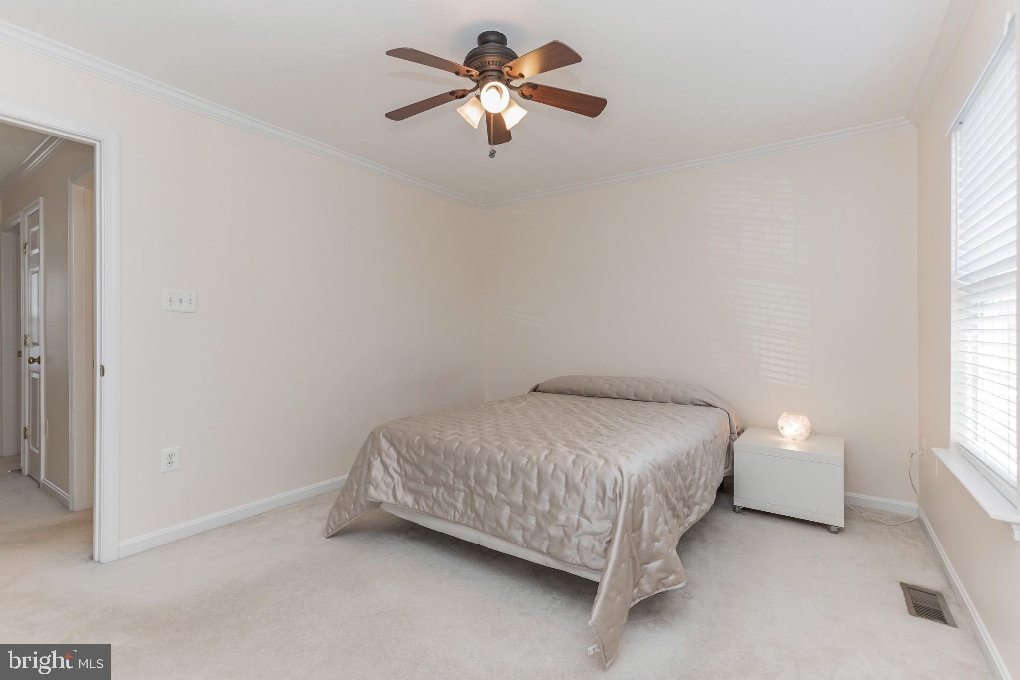 20449 River Ripple Square Sterling, VA 20165 - Photo 13 of 28