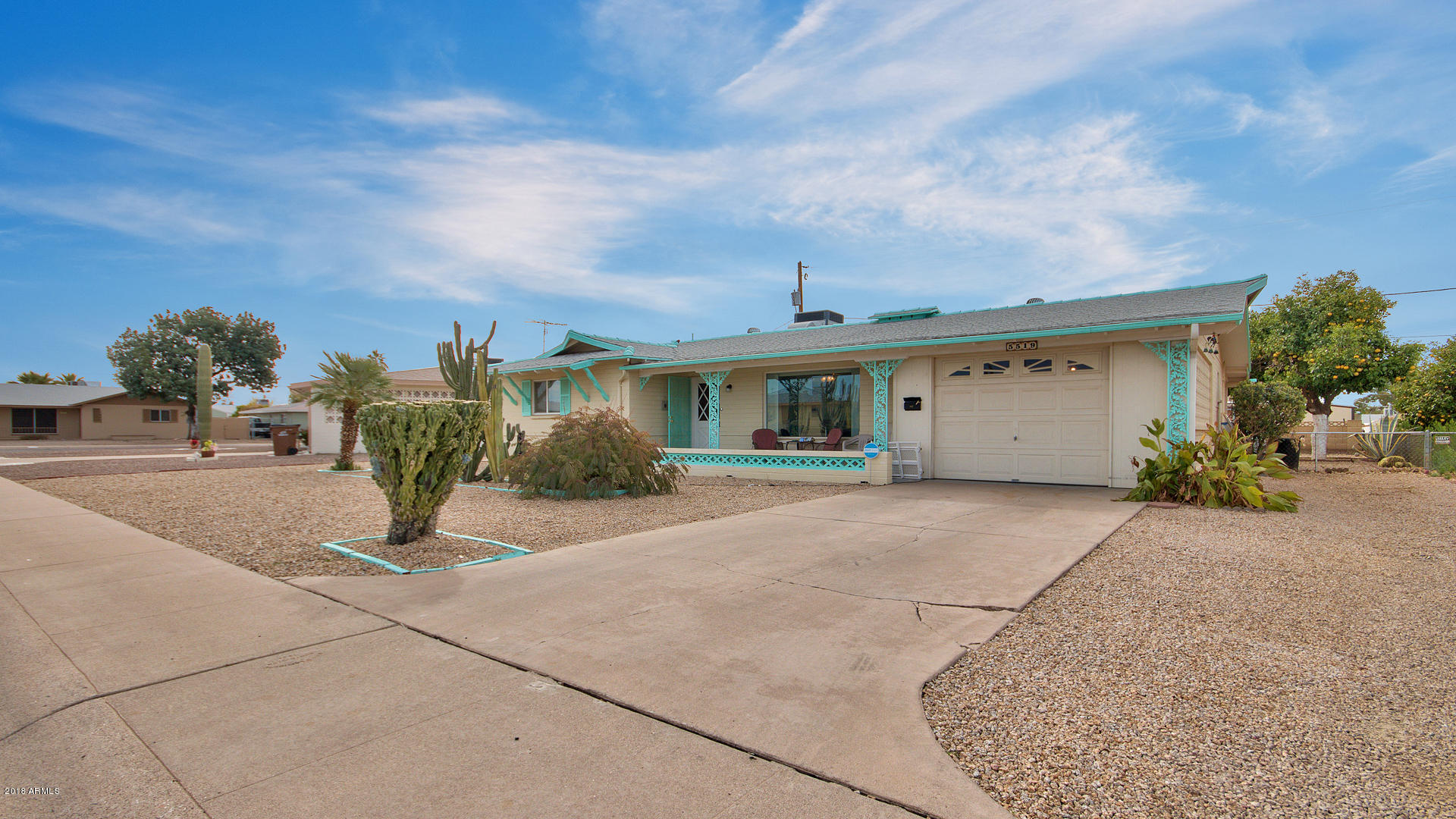 5519 Casper Road Mesa, AZ 85205 - Photo 3 of 22 garage