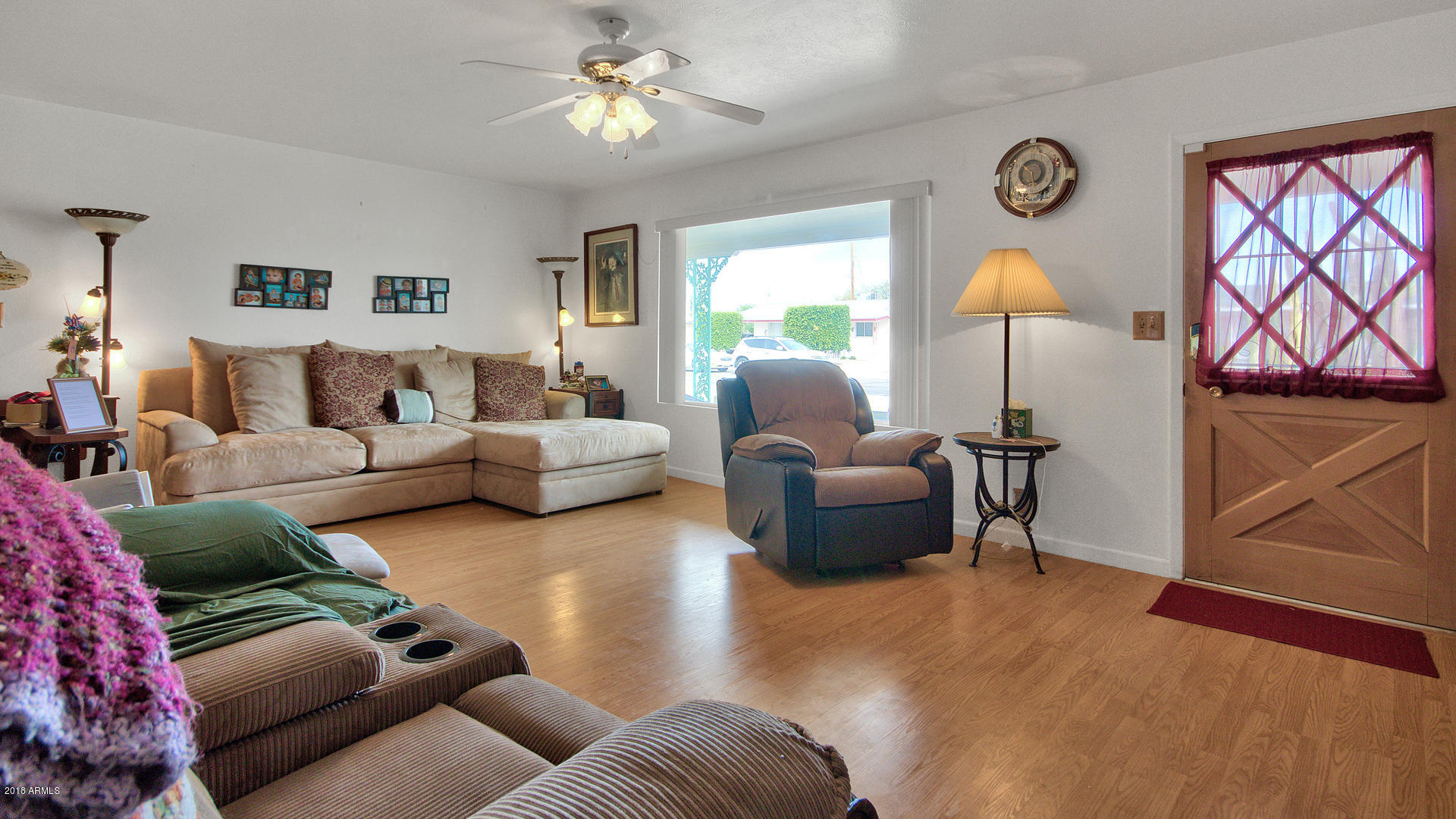 5519 Casper Road Mesa, AZ 85205 - Photo 5 of 22 living room