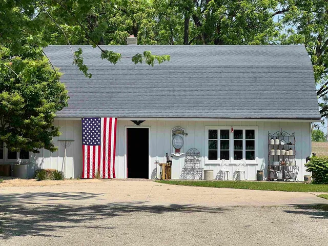 $1,850,000 | 540 North Street, Green Lake, WI 54941