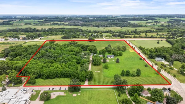 $1,850,000 | 540 North Street, Green Lake, WI 54941