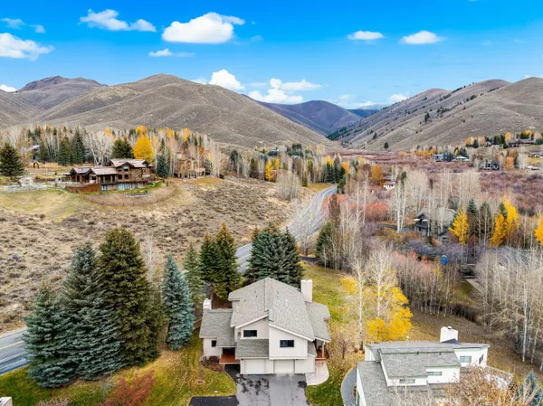 $1,495,000 | 15 Buck Lane, Sun Valley, ID 83353