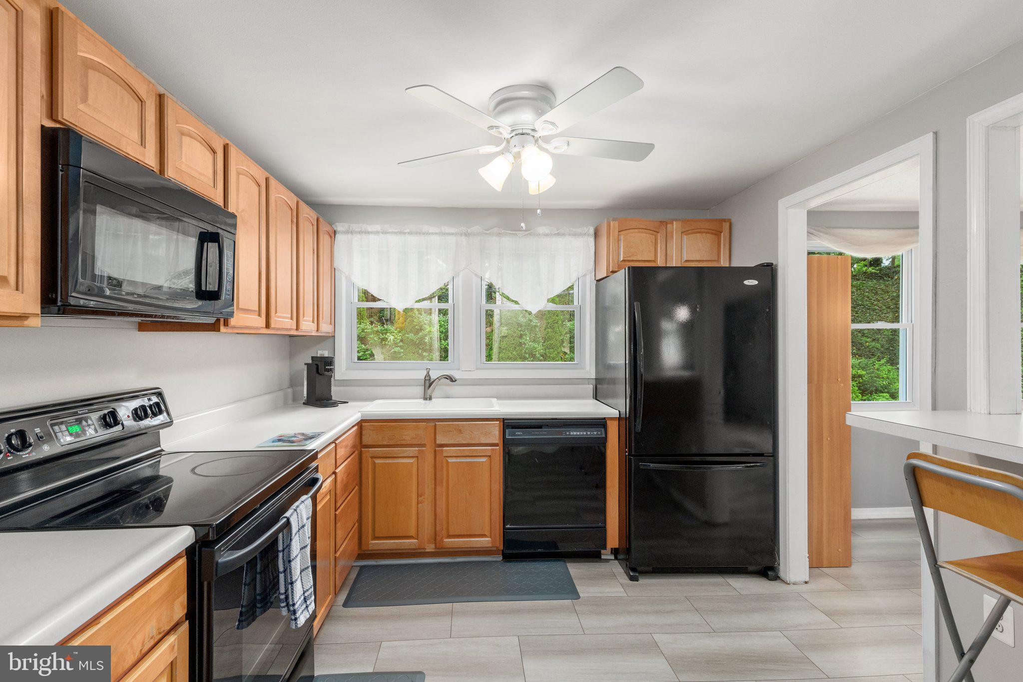 513 Haverhill Road Joppa, MD 21085 - Photo 4 of 39 Kitchen