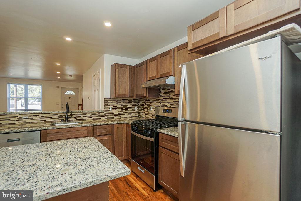 1162 Collings Road Camden, NJ 08104 - Photo 12 of 45