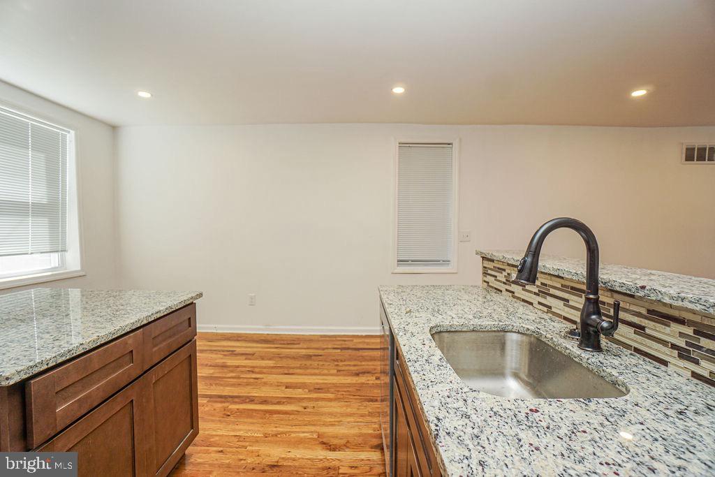 1162 Collings Road Camden, NJ 08104 - Photo 13 of 45