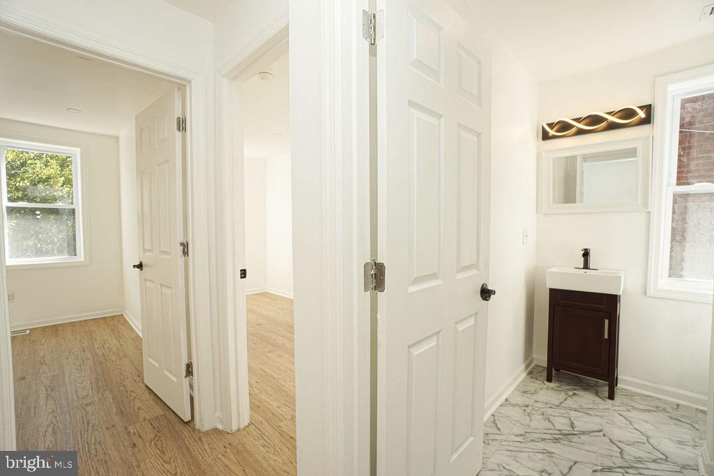 1162 Collings Road Camden, NJ 08104 - Photo 18 of 45