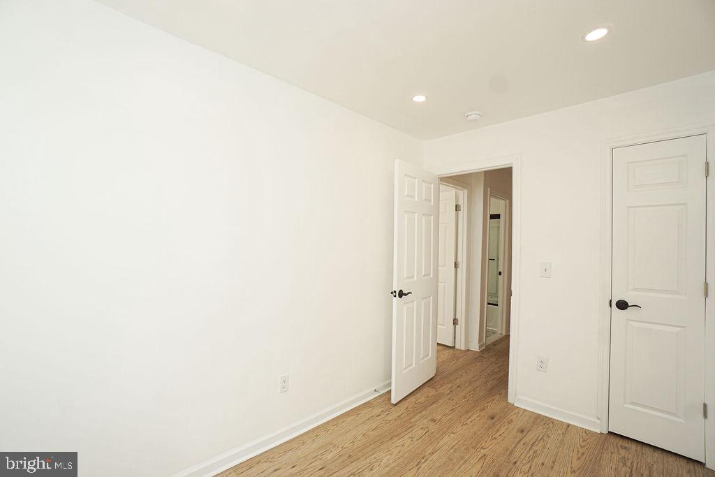 1162 Collings Road Camden, NJ 08104 - Photo 21 of 45