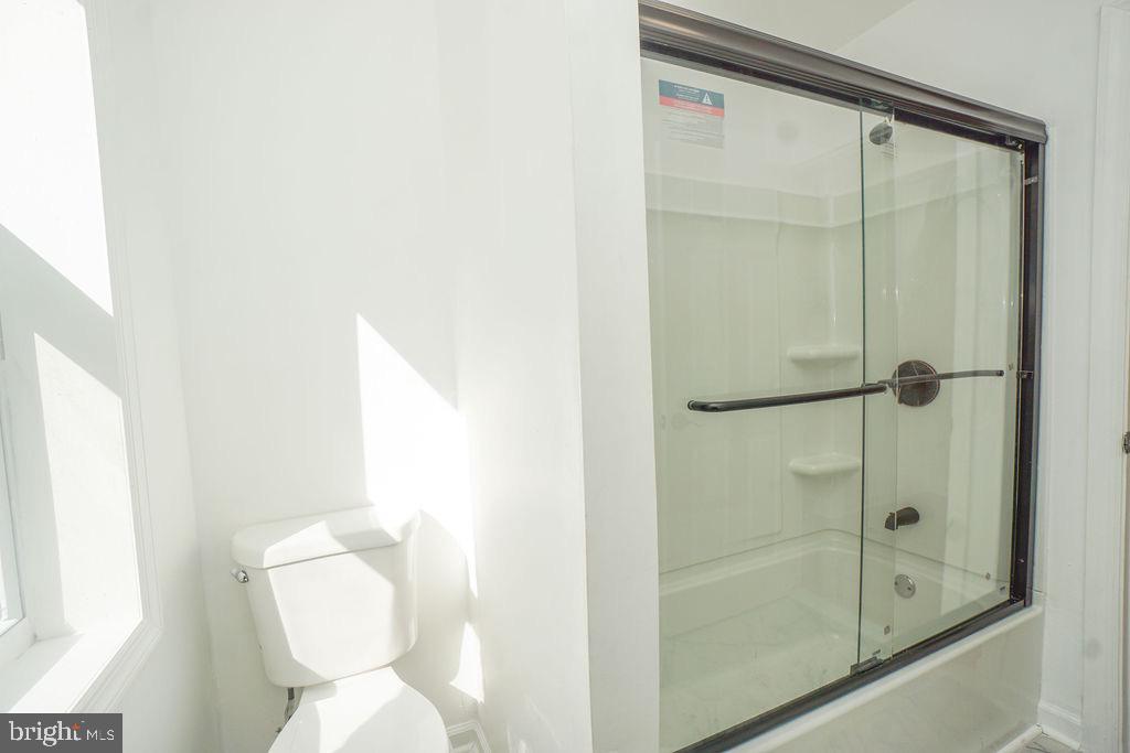 1162 Collings Road Camden, NJ 08104 - Photo 28 of 45