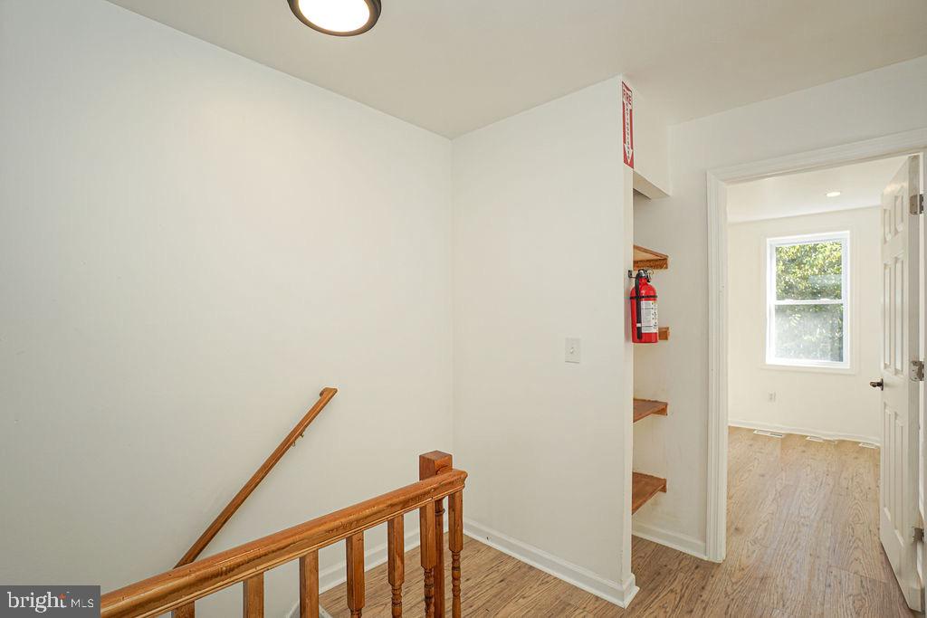 1162 Collings Road Camden, NJ 08104 - Photo 37 of 45