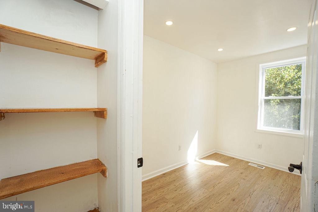 1162 Collings Road Camden, NJ 08104 - Photo 38 of 45