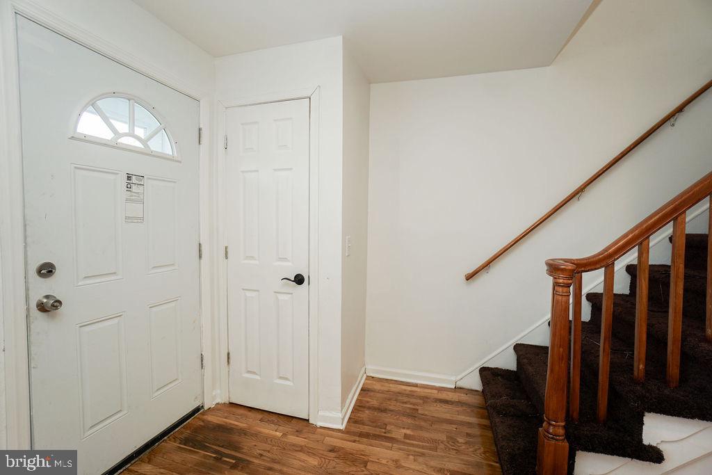 1162 Collings Road Camden, NJ 08104 - Photo 5 of 45