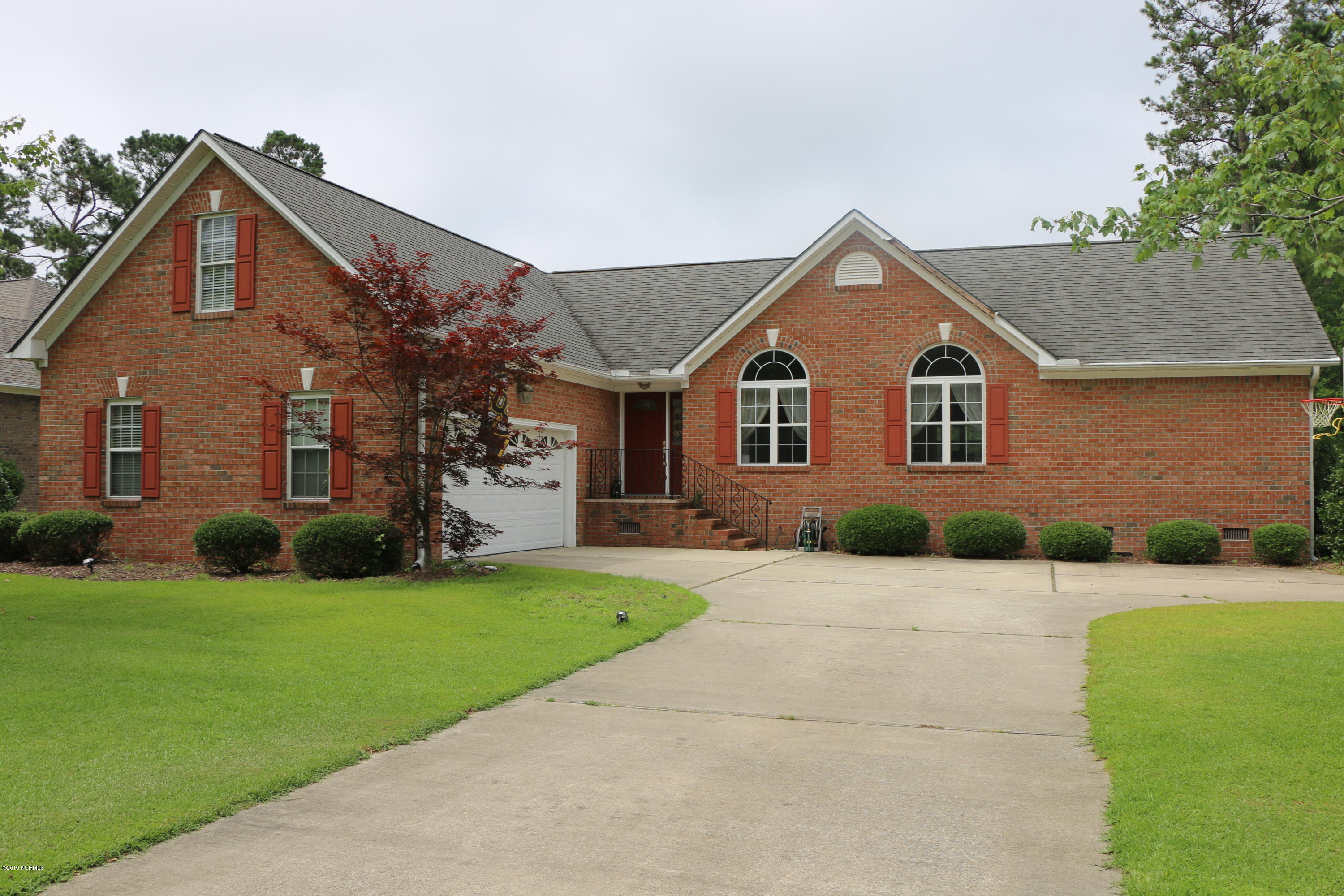 104 Nyon Road New Bern, NC 28562 - Photo 2 of 35 IMG_6804