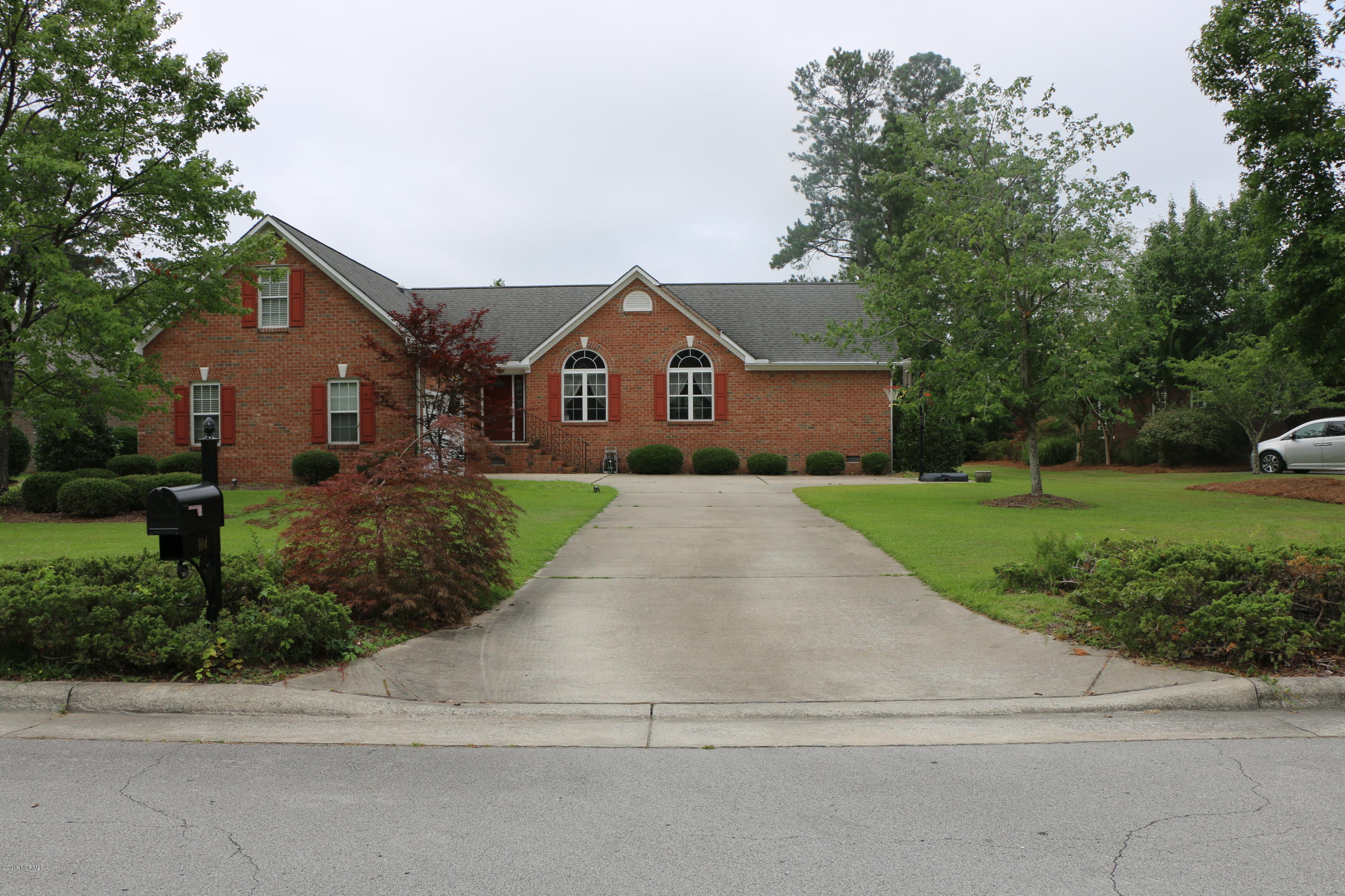 104 Nyon Road New Bern, NC 28562 - Photo 3 of 35 IMG_6799