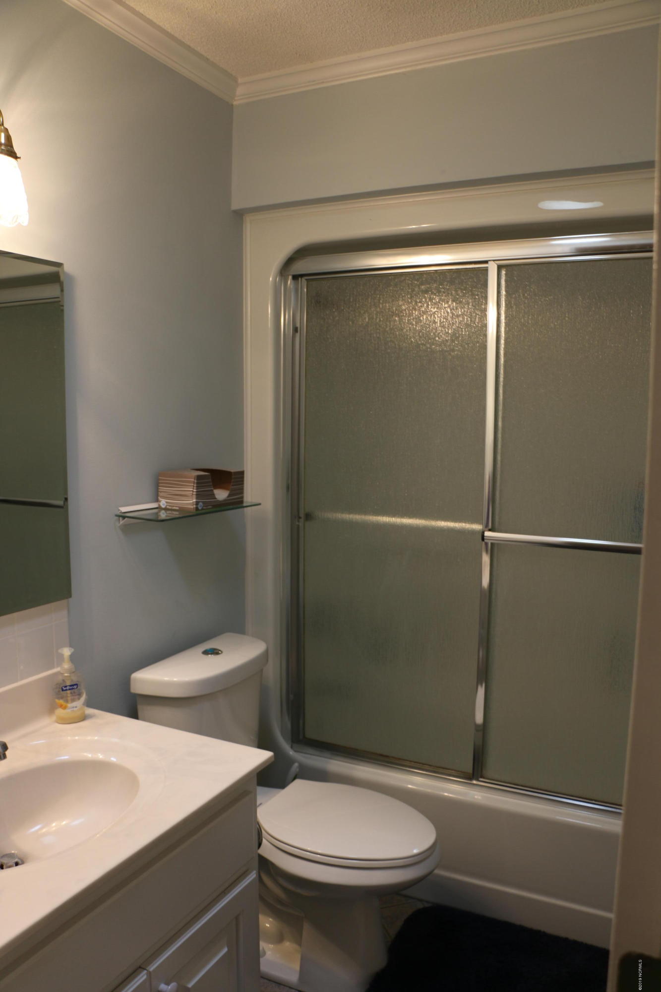 104 Nyon Road New Bern, NC 28562 - Photo 32 of 35 hall bathroom