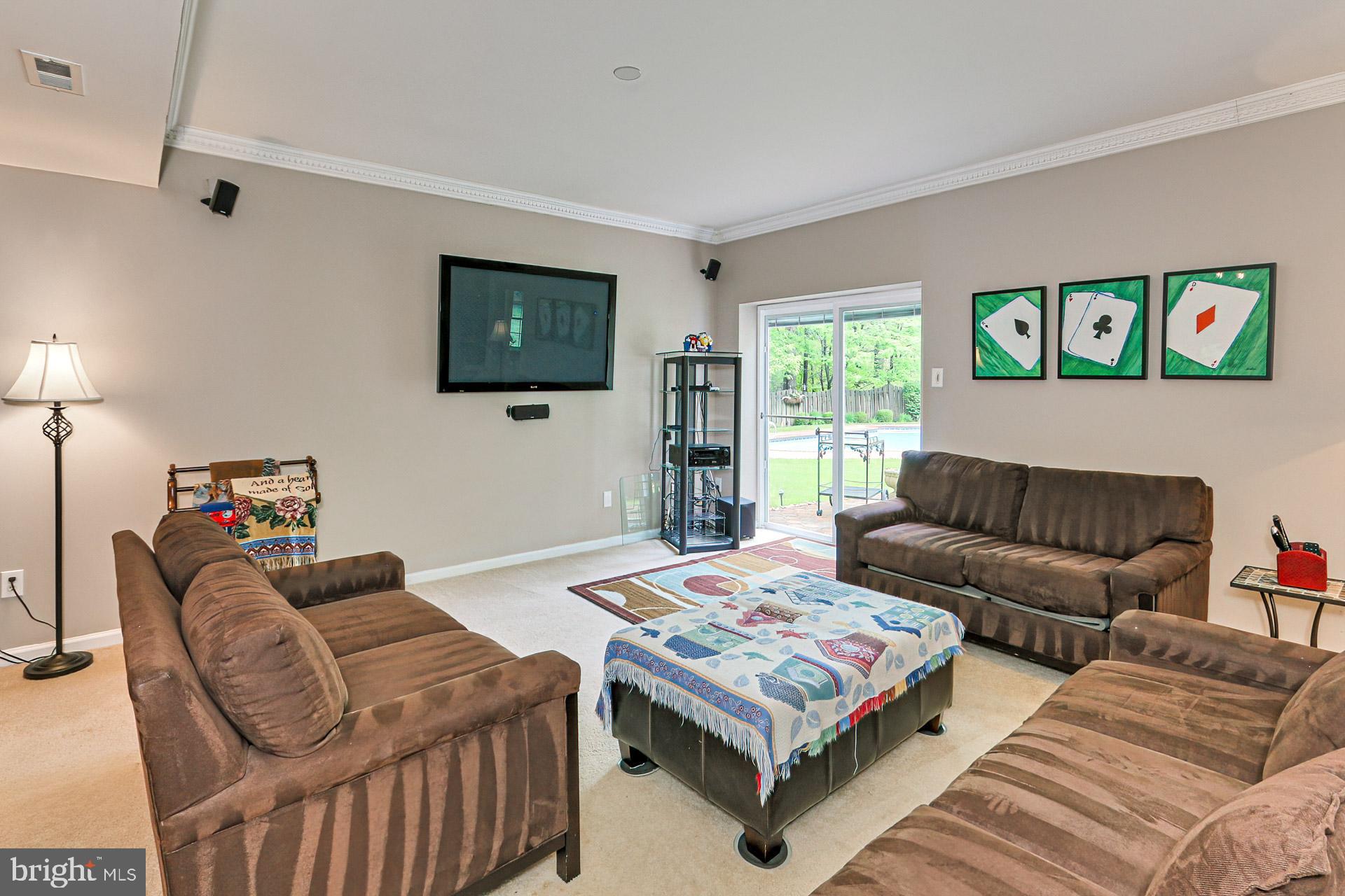 4800 Edward Road Woodbridge, VA 22192 - Photo 41 of 65 Gallery Image 41