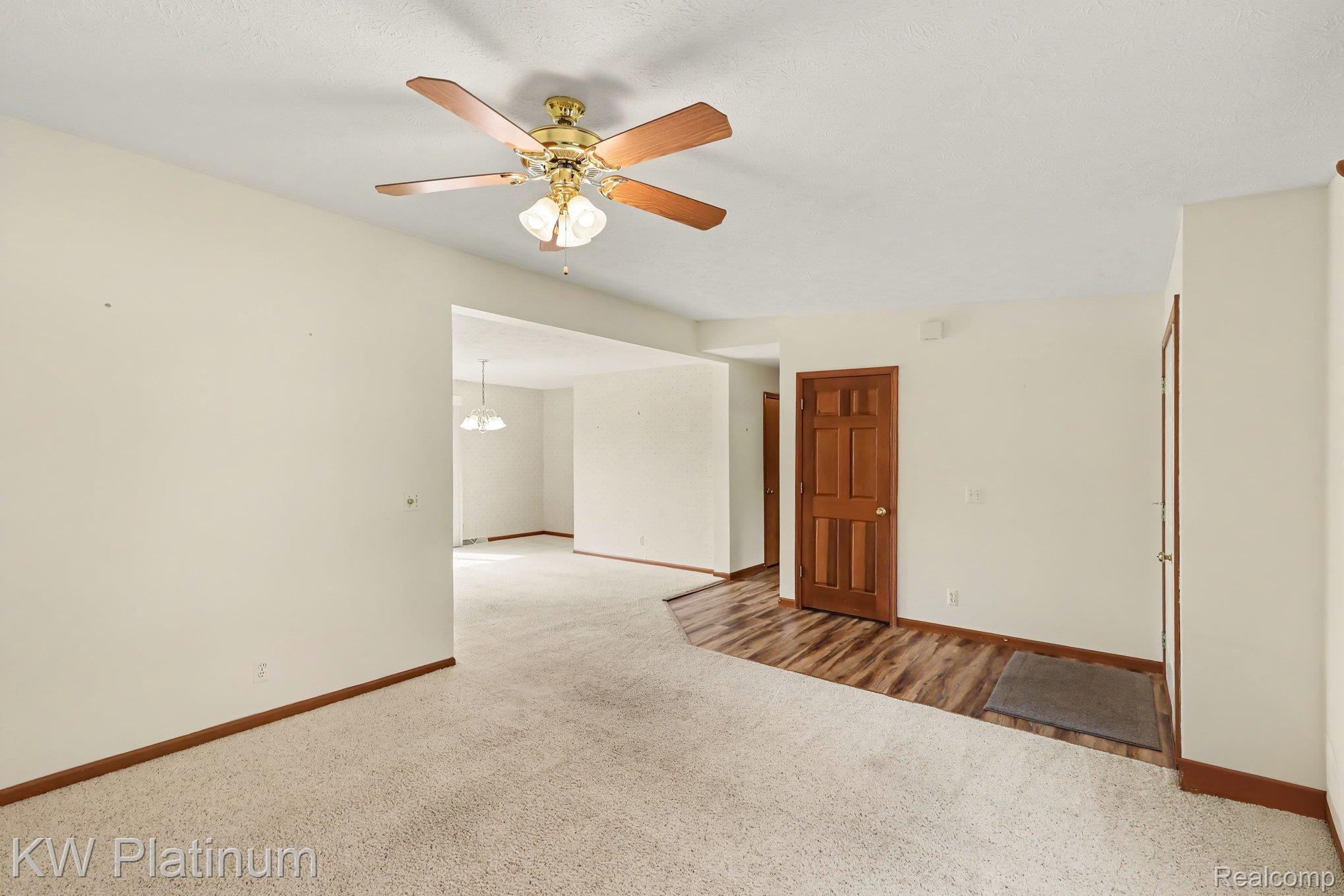 3930 River Road, Unit 20 East China, MI 48054 - Photo 6 of 26 006_file_9005.jpg