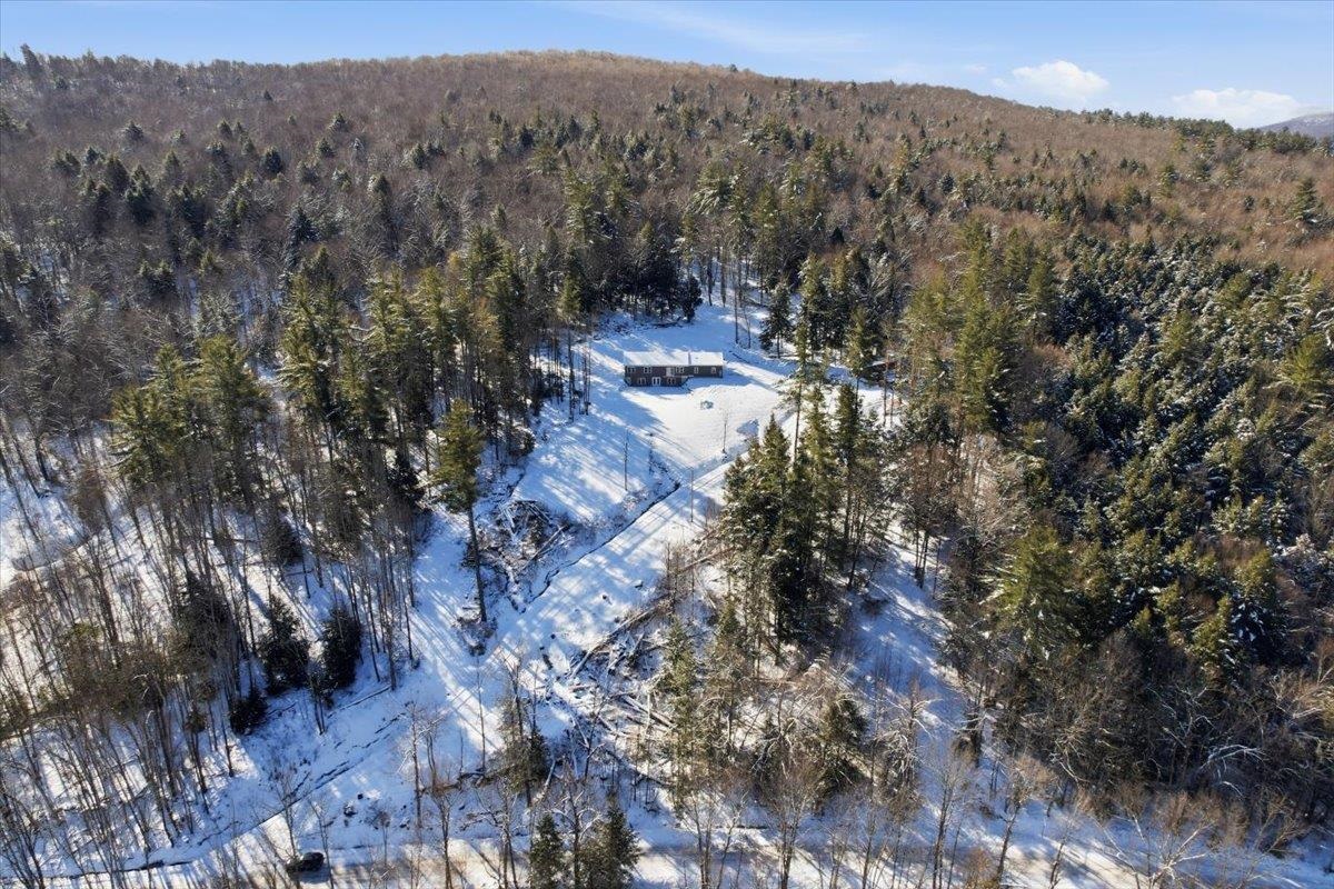1074 Williamson Road Cambridge, VT 05464 - Photo 33 of 37 Gallery Image 33