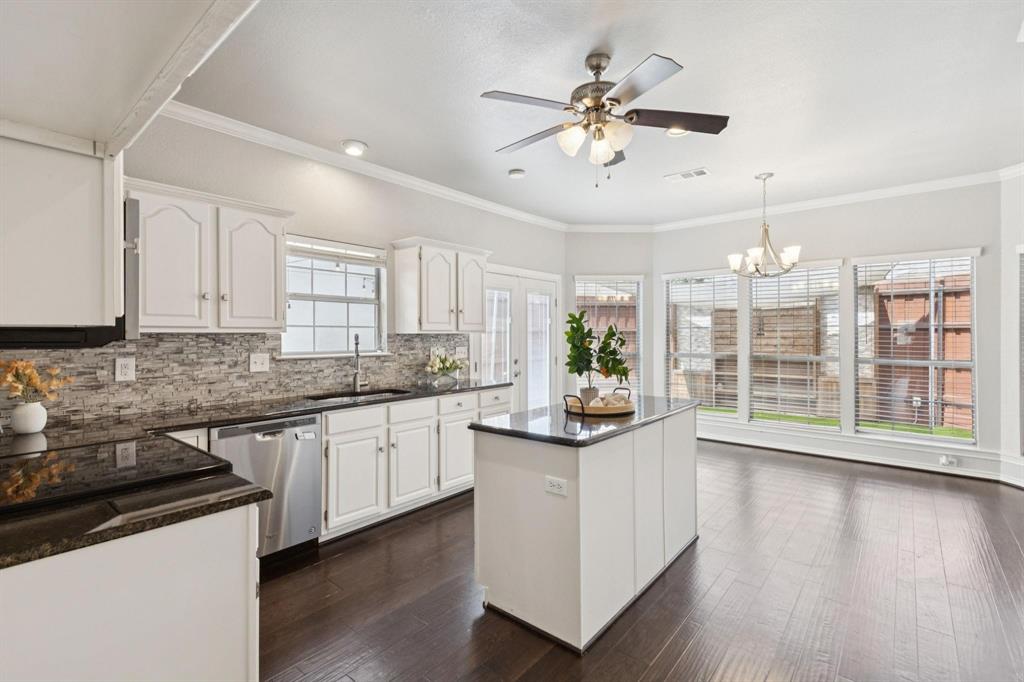 4369 Timberglen Road Dallas, TX 75287 - Photo 14 of 39