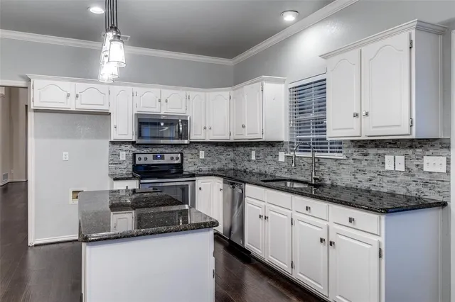 $2,995 | 4369 Timberglen Road, Dallas, TX 75287