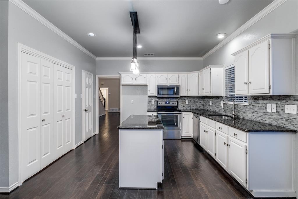 4369 Timberglen Road Dallas, TX 75287 - Photo 16 of 39