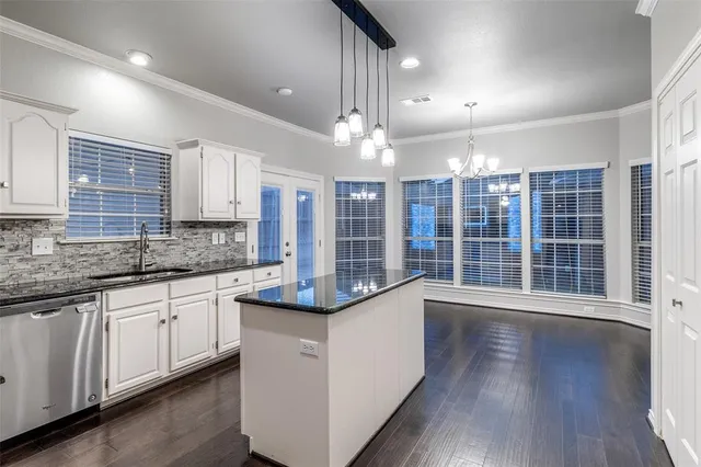 $2,995 | 4369 Timberglen Road, Dallas, TX 75287