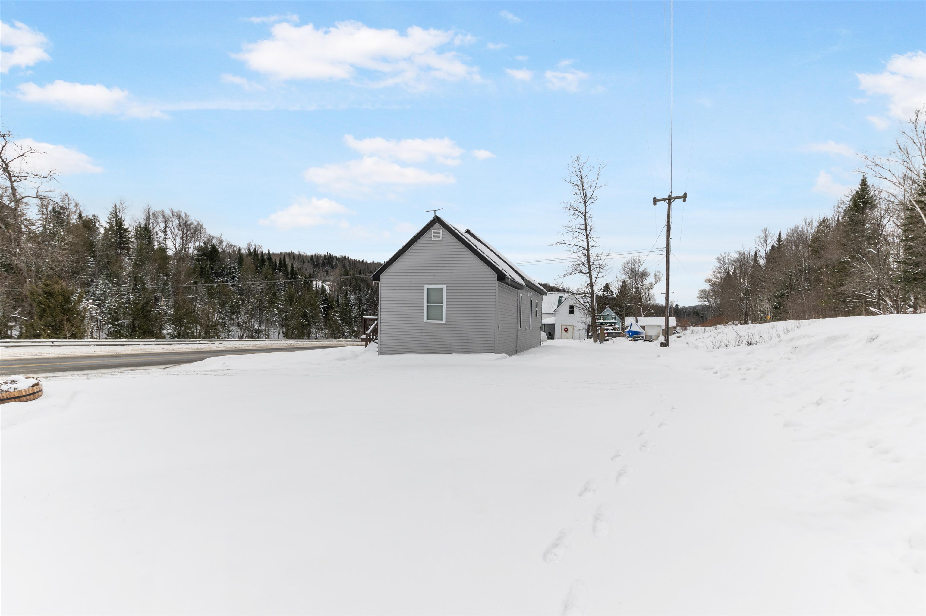 775 Highway 253 Canaan, VT 05902 - Photo 5 of 18