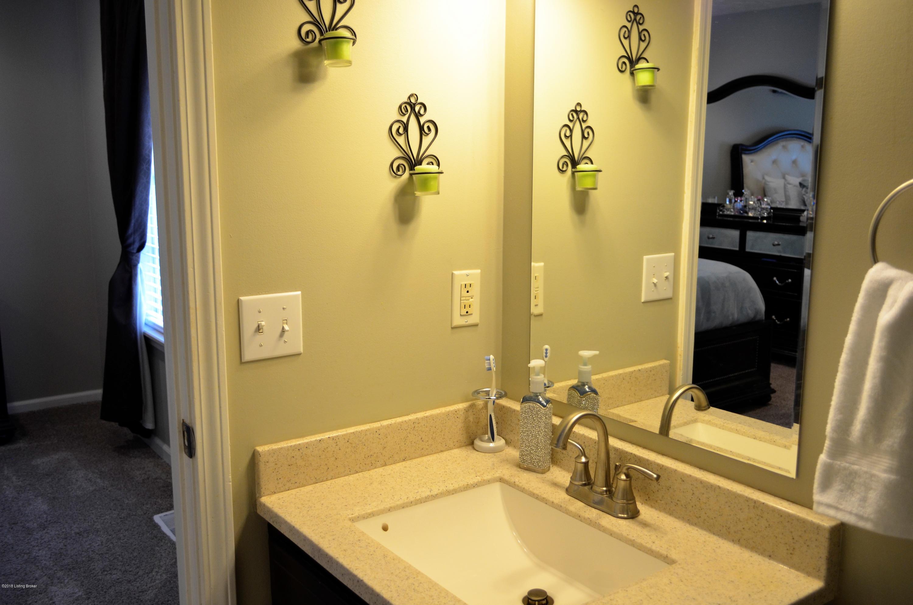 7006 Matthews Road Louisville, KY 40258 - Photo 24 of 38 Master Bath