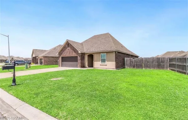 $232,599 | 204 Stanwell Avenue, Duson, LA 70529