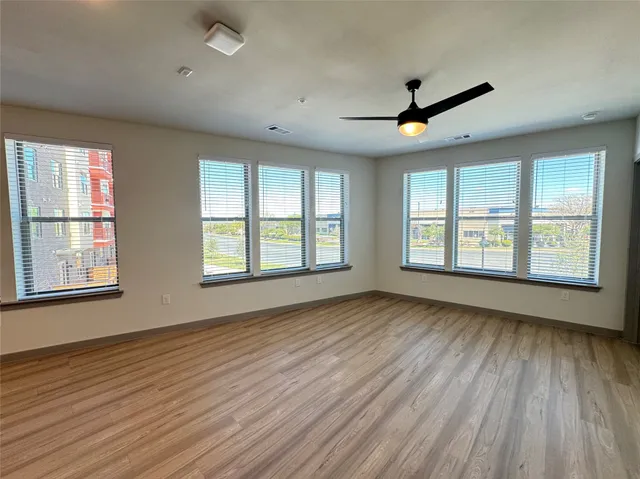 $2,383 | 11604 Stonehollow Drive, Unit A14 335, Austin, TX 78758