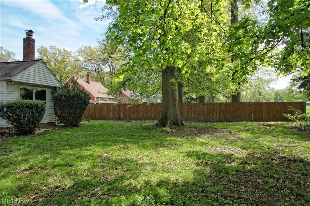 4290 West Anderson Road Cleveland, OH 44121 - Photo 22 of 24 Gallery Image 22