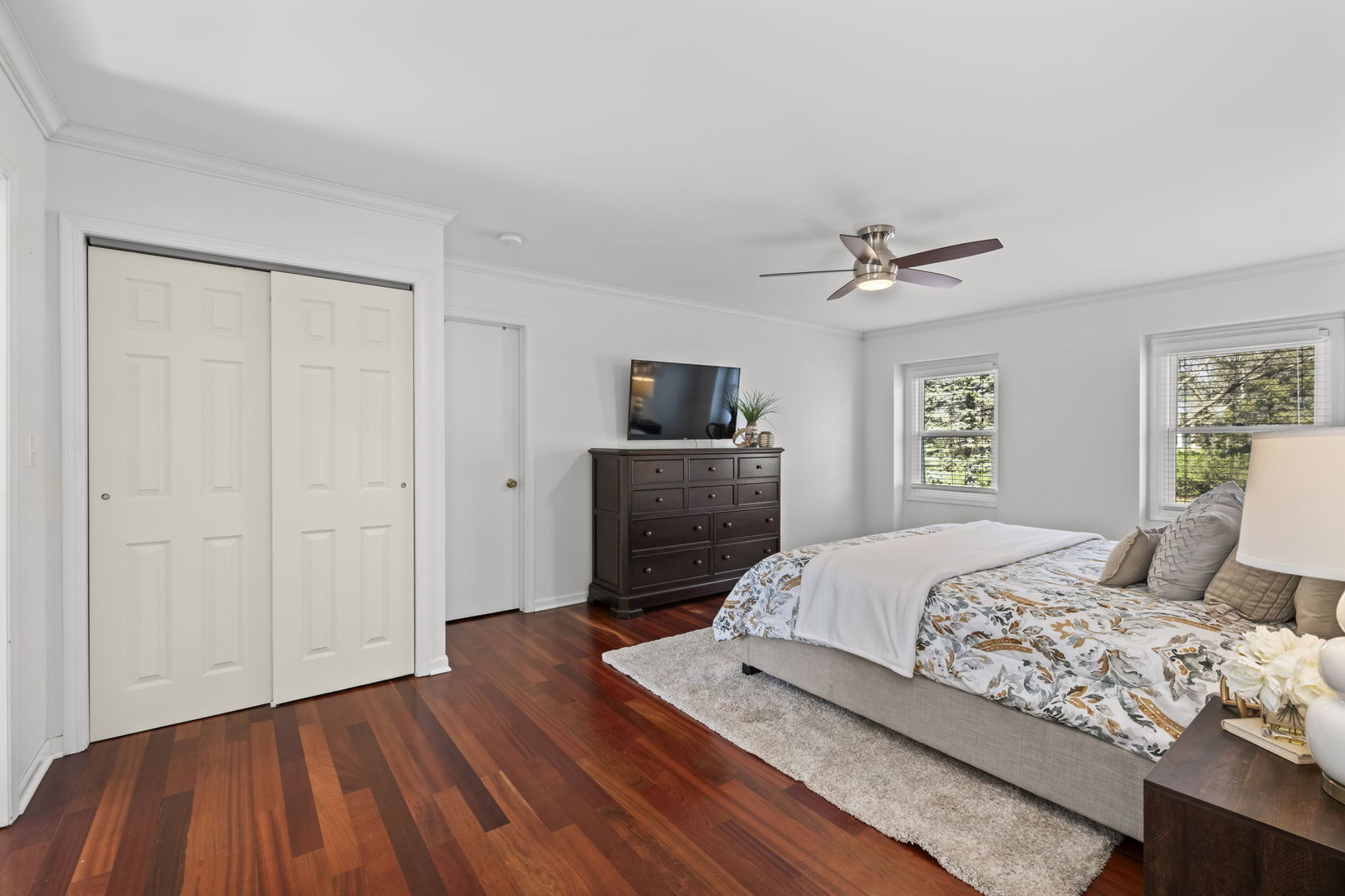 26 Brandywine Road South Barrington, IL 60010 - Photo 16 of 47 a bedroom with a bed and a tv