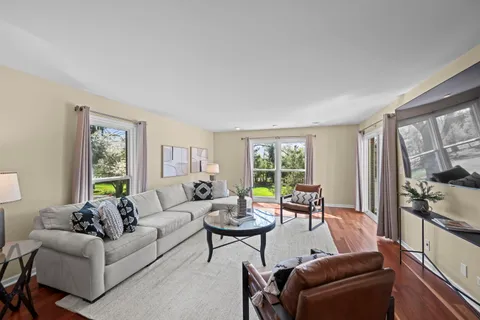 $900,000 | 26 Brandywine Road, South Barrington, IL 60010