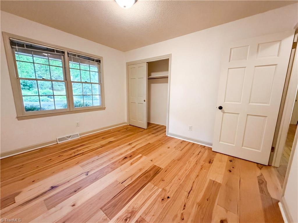 3010 Hope Valley Road Winston-Salem, NC 27106 - Photo 4 of 17