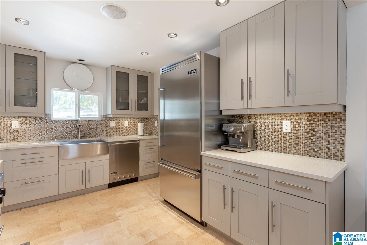 2437 Rocky Ridge Road Birmingham, AL 35243 - Photo 13 of 47