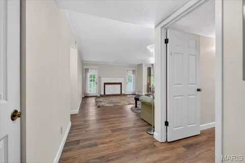 $199,000 | 15021 Claymoor Court, Unit 9, Chesterfield, MO 63017