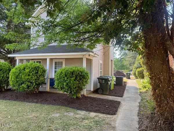 $899,950 | 4632 Kilcullen Drive, Raleigh, NC 27604