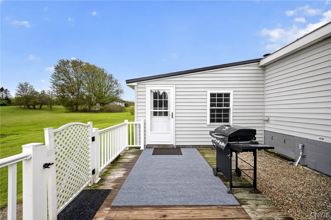 69 Hare Road Central Square, NY 13036 - Photo 21 of 45 Back deck on home