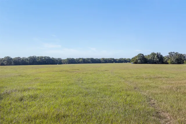$4,095,000 | 800 Complete, Groesbeck, TX 76642