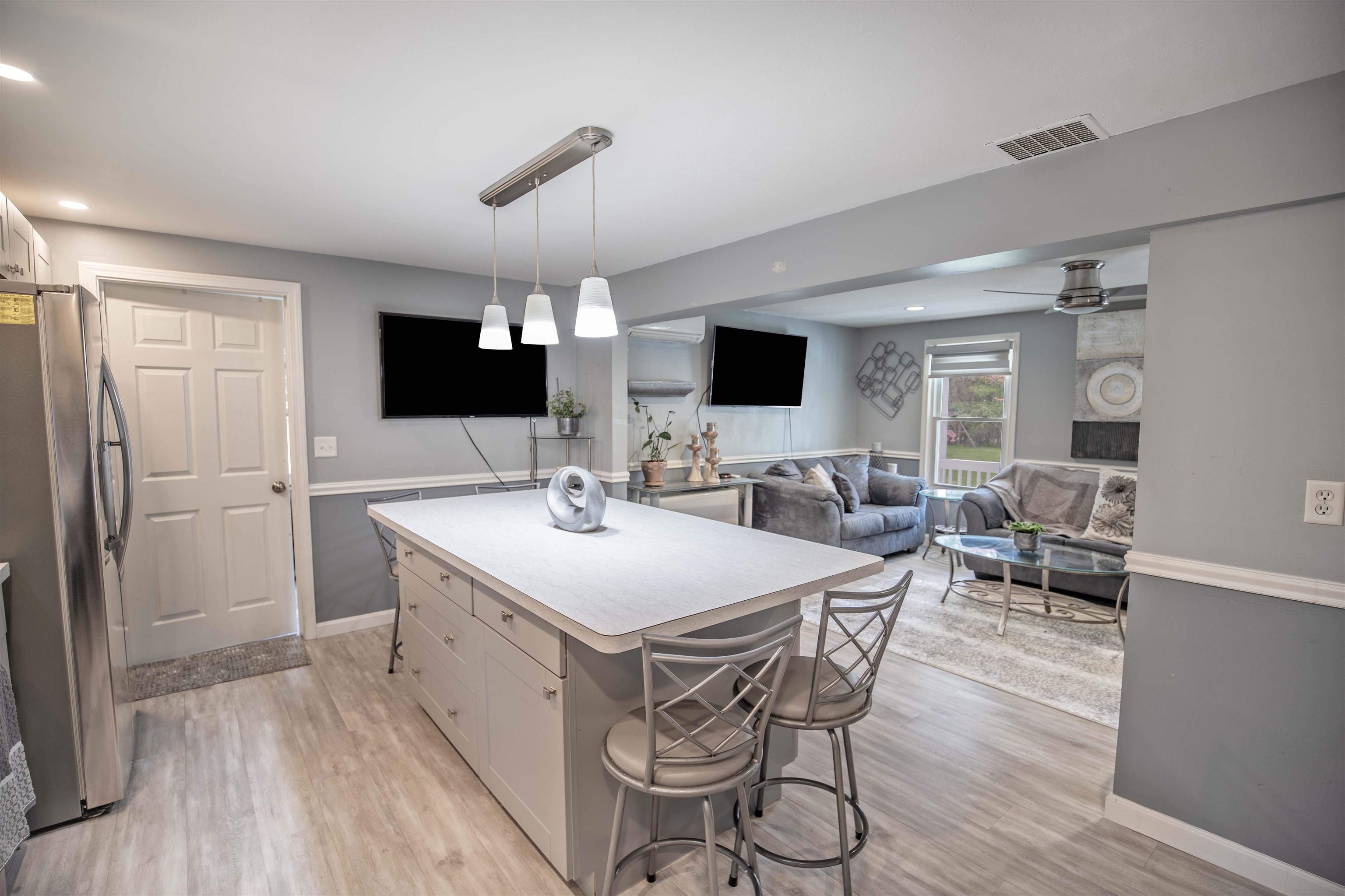 42 Frost Road, Unit B Derry, NH 03038 - Photo 21 of 25 Gallery Image 21
