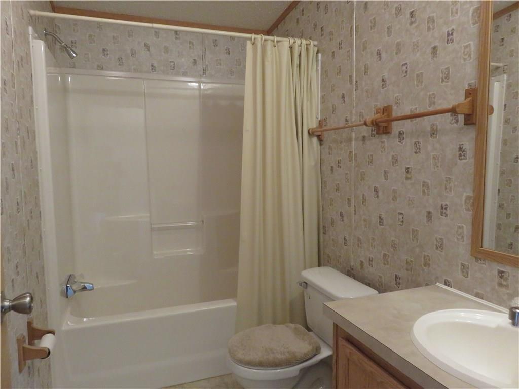 321 Fosterville Road Greensburg, PA 15601 - Photo 16 of 24 MAIN BATHROOM