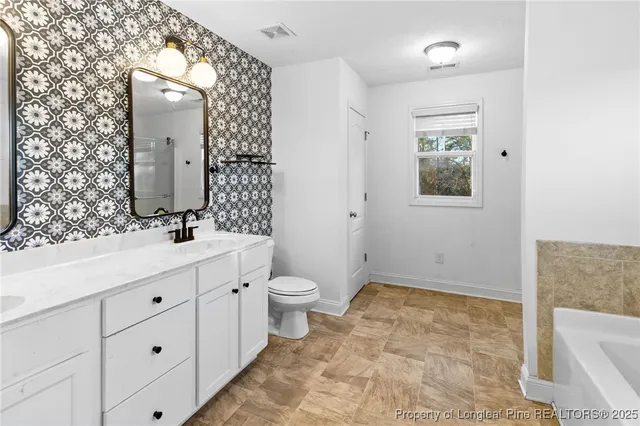 $347,900 | 425 Woodington Road, Hope Mills, NC 28348