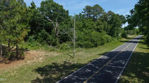 $32,500 | 401 Johnson Pond Road, Red Springs, NC 28377