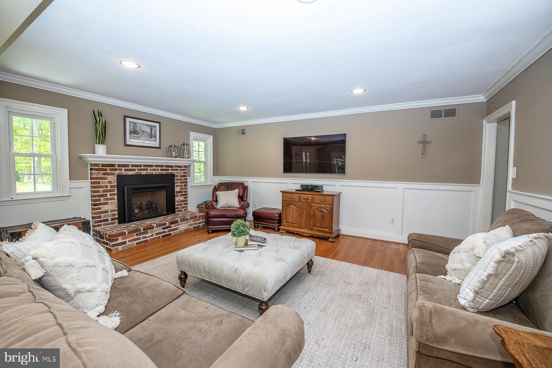 224 Hansell Road Newtown Square, PA 19073 - Photo 20 of 35 Family Room