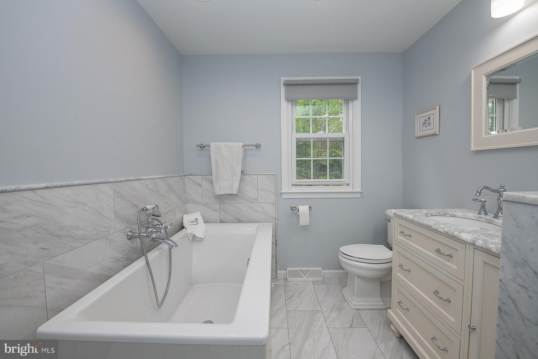 224 Hansell Road Newtown Square, PA 19073 - Photo 24 of 35 Master Bathroom