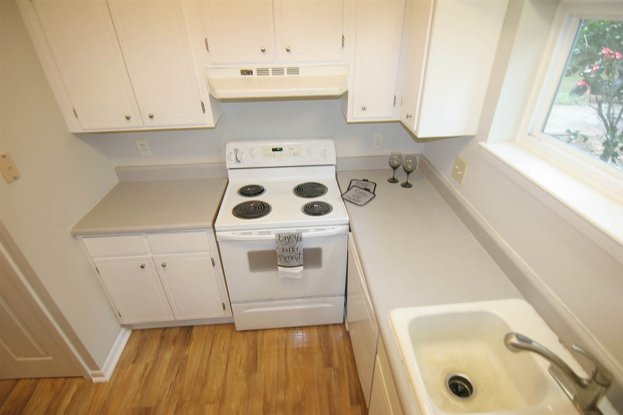 6002 Farm Gate Road Raleigh, NC 27606 - Photo 5 of 19 Photo 5