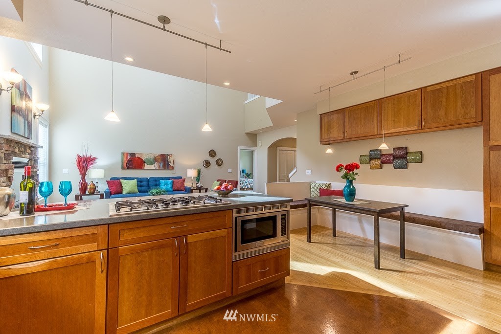 2728 Carpenter Road Southeast Lacey, WA 98503 - Photo 11 of 25 Gallery Image 11