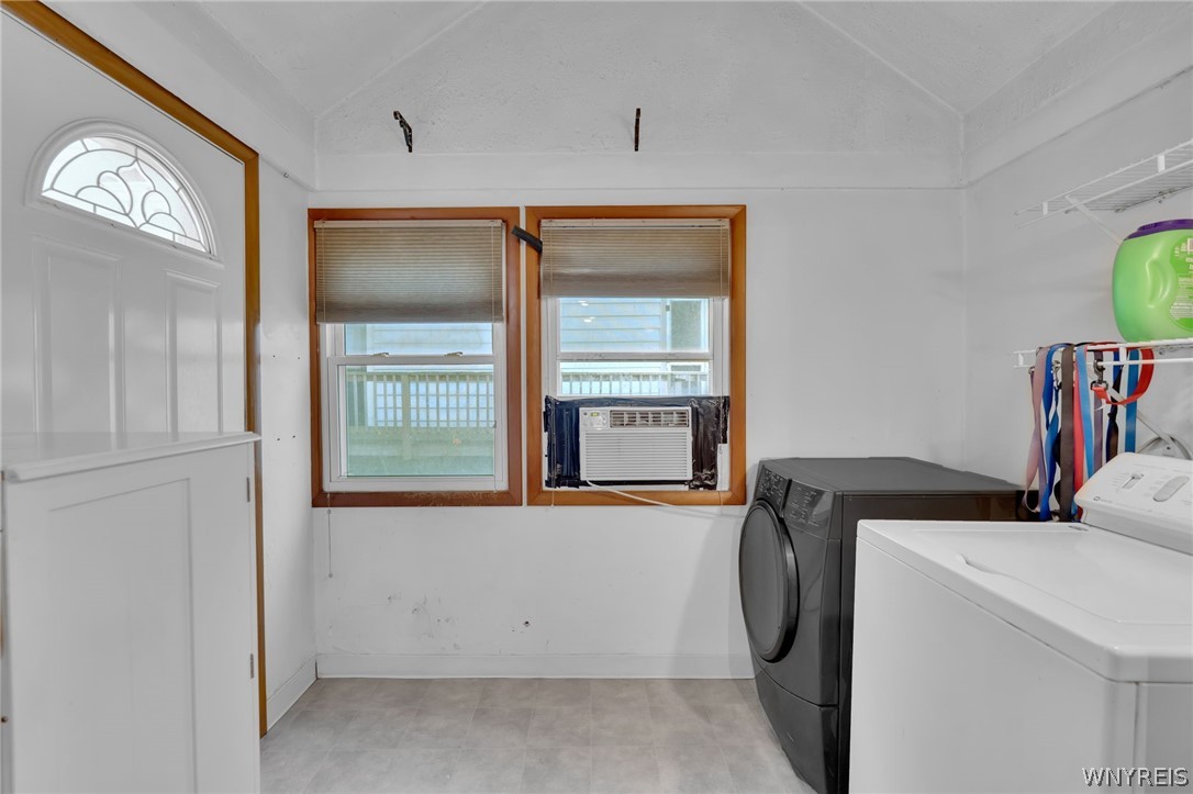 3618 Crittenden Road Alden, NY 14004 - Photo 14 of 47